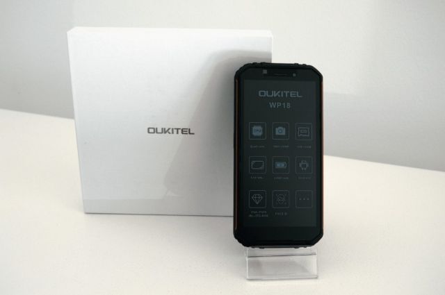 teléfonos resistentes para mochileros