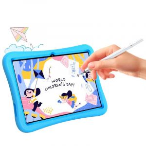 Mano de niño dibujando en una tablet Oukitel OT6 KIDS que muestra gráficos del Día Mundial del Niño, resaltando la diversidad de aplicaciones educativas disponibles