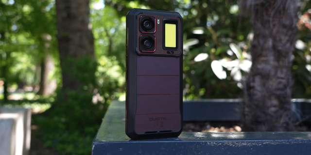 16000-mAh-Battery_-Oukitel-WP300-Modular-Rugged-Phone-Review-0-4-screenshot